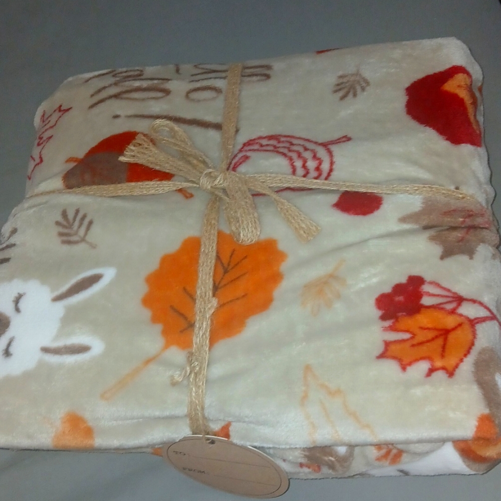 Throw blanket